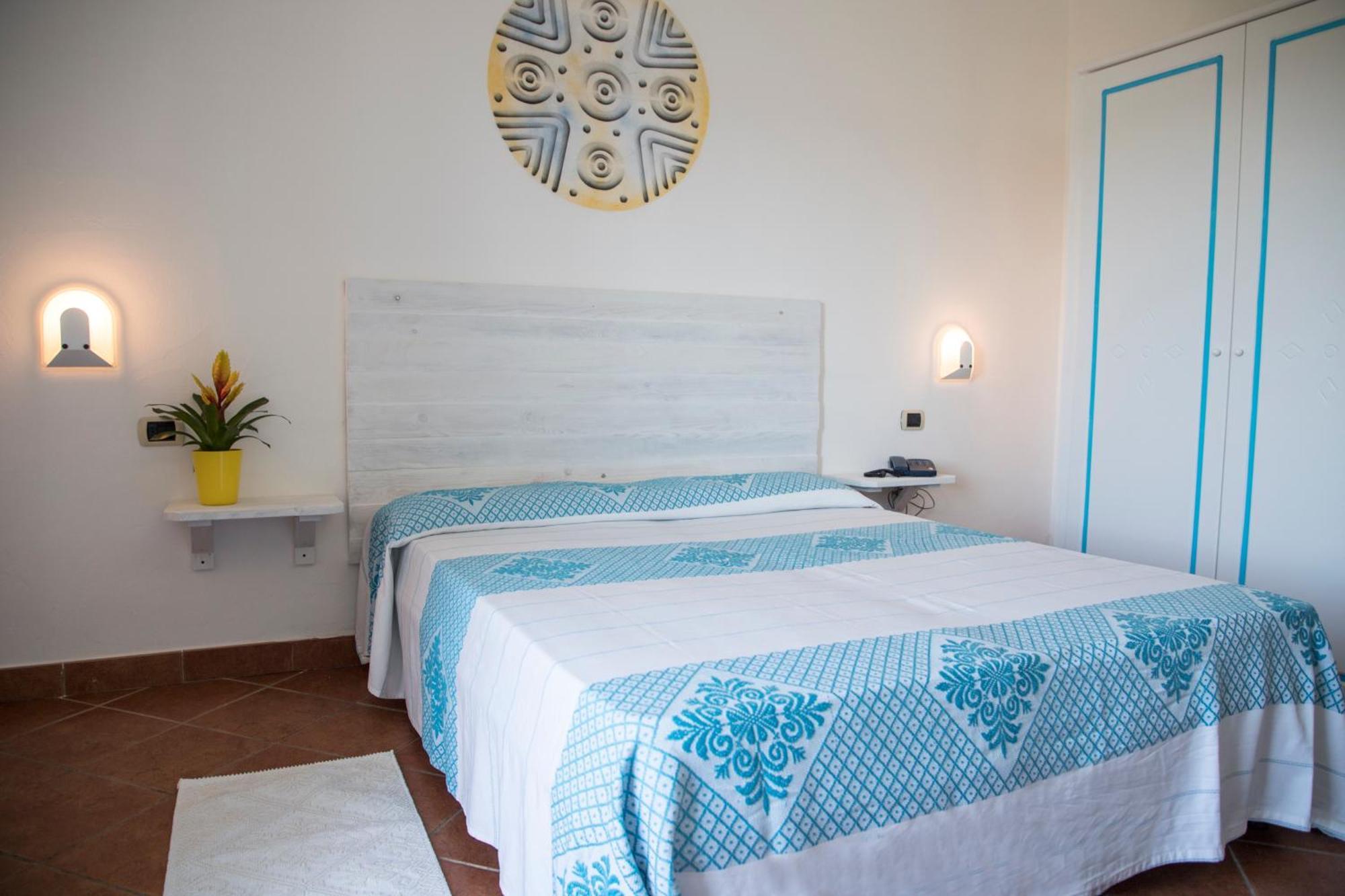 Lh Hotel La Funtana (Adults Only) Санта-Тереза-Галлура Екстер'єр фото
